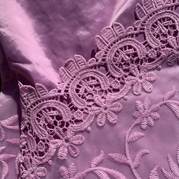 NWT! LOVERS + FRIENDS Lilac Skylight Dress - Picture 7 of 10